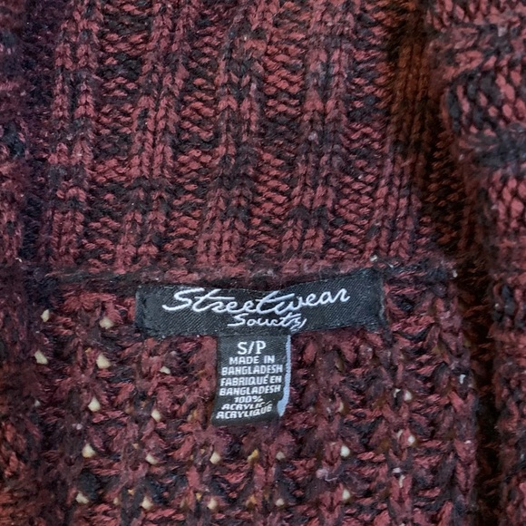 BURGUNDY CARDIGAN - Picture 2 of 3